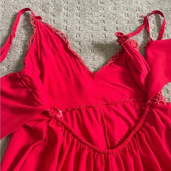 Red Lace Trim Romper - Picture 7 of 7